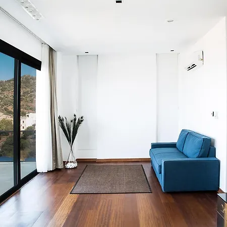 Vila Important Group | Hills